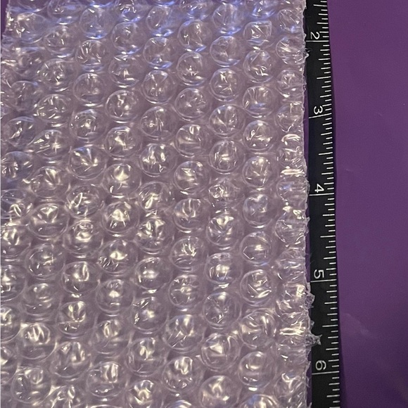 Self Sealing Bubble Packing Sleeves 6.5” x 3.5” Lot of 10 New - Picture 3 of 4